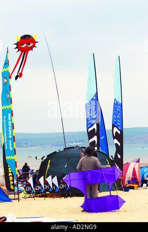 Le rapport annuel du Cerf-volant sur la plage de Weymouth, Dorset. Banque D'Images