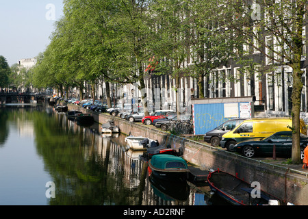 Vue sur le Keizersgracht, l'un des fameux canaux d'Amsterdam. Banque D'Images