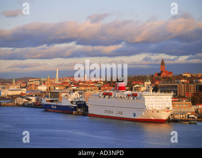 Navires au port à Gothhenburg ou Göteborg sur la côte ouest de la Suède Banque D'Images