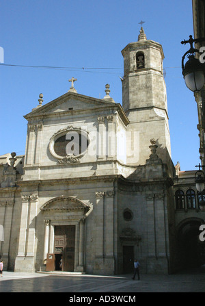 Voir de vieille petite église dans le centre de Barcelone CATALOGNE CATALOGNE CATALOGNE Barça Costa Brava España Espagne Europe Banque D'Images