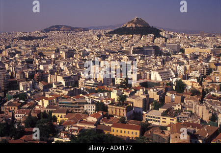 Vieux quartier de Plaka et de la colline du Lycabette, Athènes (Grèce) Banque D'Images