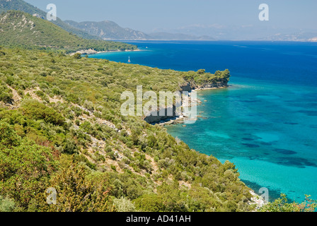 Vue panoramique de côte dans la péninsule de Dilek Kusadasi Davutlar, Parc National de la Turquie. Banque D'Images