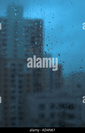 La pluie sur la vitre Banque D'Images