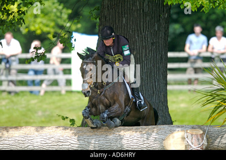 Jean Paul Sheffield sur la ferme de la Couronne Consort Bramham International Horse Trials 0906 2007 Bramham Park Yorkshire Banque D'Images