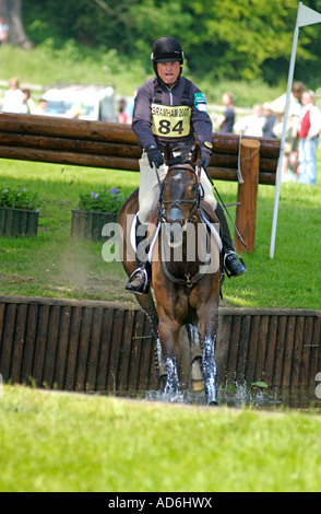 Jean Paul Sheffield sur la ferme de la Couronne Consort Bramham International Horse Trials 0906 2007 Bramham Park Yorkshire Banque D'Images