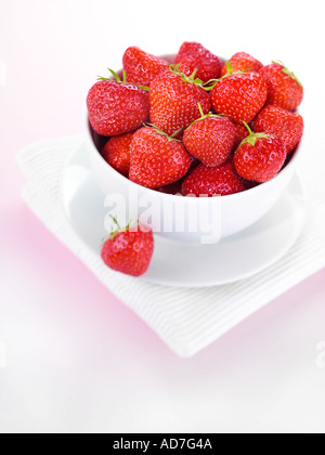 Bol de fraises Banque D'Images