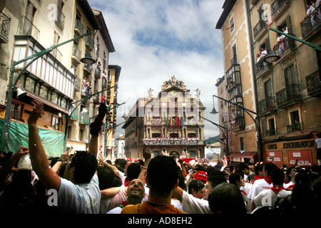 San Fermin cérémonie d ouverture sur la Plaza Consistorial San Fermín Pamplona Espagne 2005 Banque D'Images