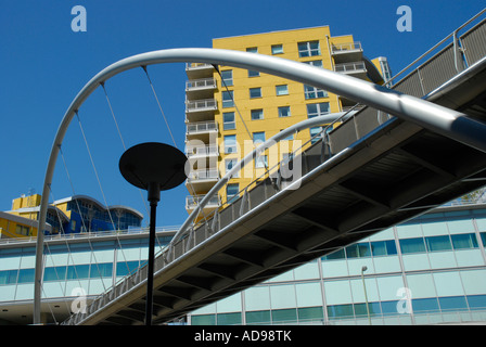 Crown Heights appartement résidentiel adjacent et développement bridge Alencon Basingstoke Hampshire Lien Banque D'Images