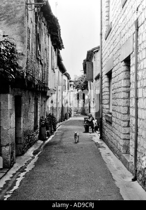 Pas de Photographie de rue M. ruelle à Montpezat-de-Quercy dans le sud de la France Banque D'Images