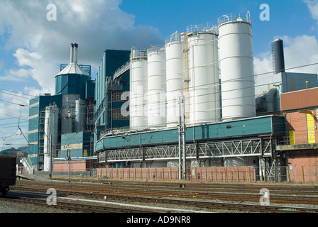 Usine chimique dans la ville de Warrington Banque D'Images