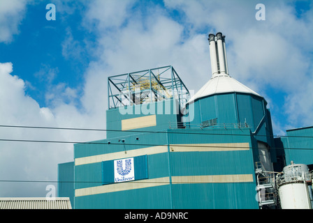 Usine chimique dans la ville de Warrington Banque D'Images