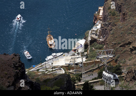 Vue sur le vieux port, la Grèce, Santorin, Thira Banque D'Images