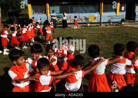 Pre scolaire à l'école maternelle Banque D'Images