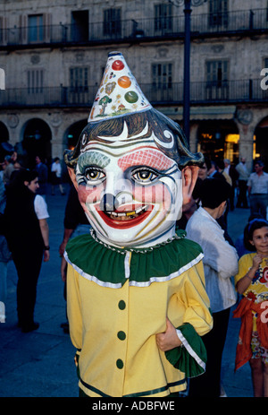 Espagnols, espagnols, Juan Sahagun festival, Plaza Mayor, Salamanque, Province de Salamanque, Castille et León, Espagne, Europe Banque D'Images