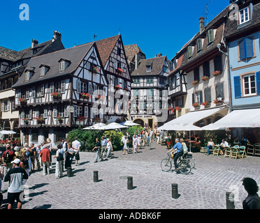 Ancien cadre en bois des bâtiments dans la ville de Colmar, France. Banque D'Images