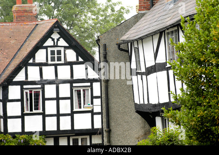 Ancien cadre en bois noir et blanc village de Pembridge Herefordshire Angleterre UK Banque D'Images