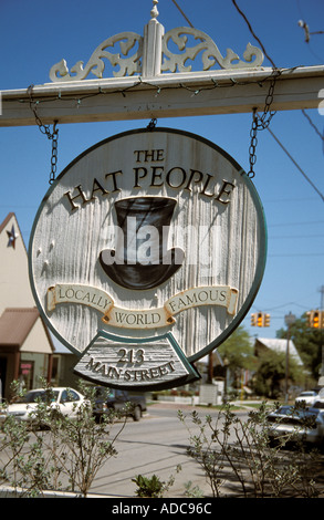 Old Town Spring Texas USA Hat Shop Sign Banque D'Images