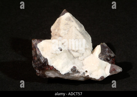 Quartz minéral, fumé des cristaux de quartz blanc couvert de couche de cristaux, mico-snown nommé quartz, Virginie Fosse, St.Stephen, Cornwall, Angleterre Banque D'Images