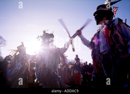 Face noire Morris Dancers Alvechurch Worcestershire Angleterre Banque D'Images