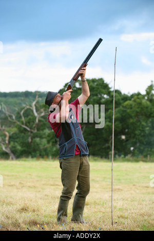 Le tir au pigeon d'argile Dyffryn Springs conduit shoot sport tir pays UK Banque D'Images