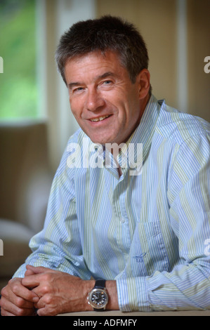 Cinq canaux MOTORING TIFF NEEDELL PRÉSENTATEUR À HAMPSHIRE MAI 2007 UK Banque D'Images