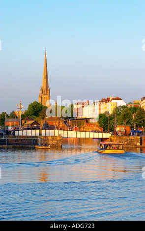 Ferry St Mary Redcliffe Church Bristol UK Banque D'Images