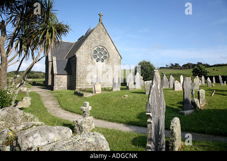 St Nicholas Church et vieux cimetière de Tresco, Îles Scilly, Cornwall England UK Banque D'Images