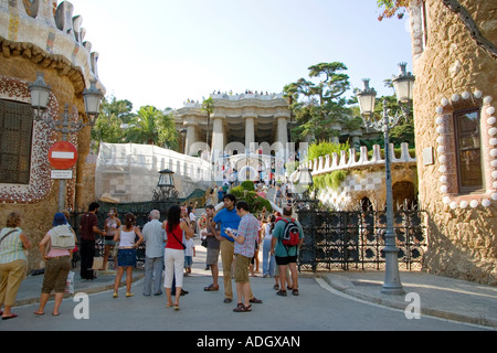 Entrée Parc Guell conçu par Gaudi Barcelone Espagne Banque D'Images