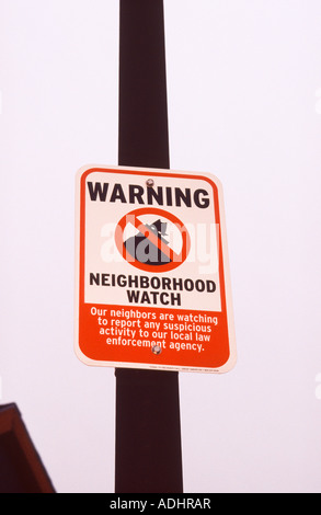 Signe de surveillance de quartier en quartier résidentiel. Lincoln, Nebraska, USA. Banque D'Images