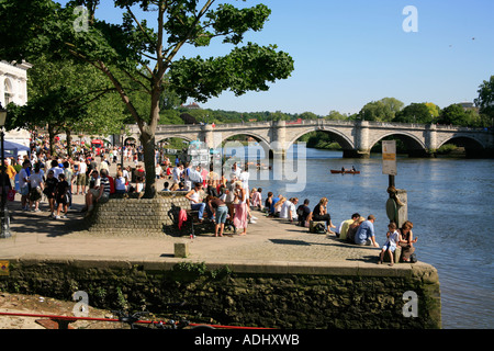 Le pont de Richmond à Londres Thames Surrey Banque D'Images