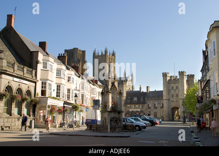 Wells centre-ville avec la cathédrale derrière Wells Somerset en Angleterre Banque D'Images