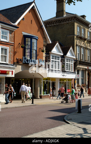 Town Center shopping à Petersfield Hampshire le sud de l'Angleterre, Royaume-Uni Banque D'Images