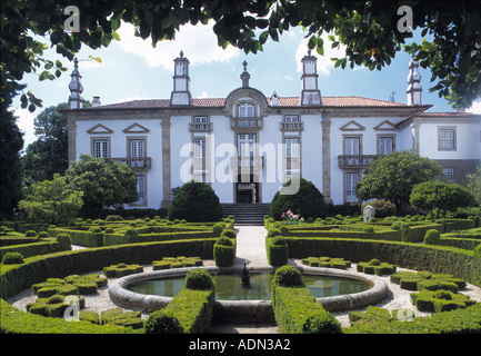 Vila Real, Casa de Mateus, des Herrenhauses Heckenrondell Nordansicht mit Banque D'Images