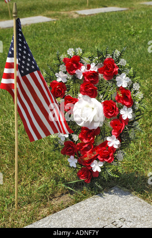 Memorial Day à un cimetière de guerre US dans le Michigan MI Banque D'Images