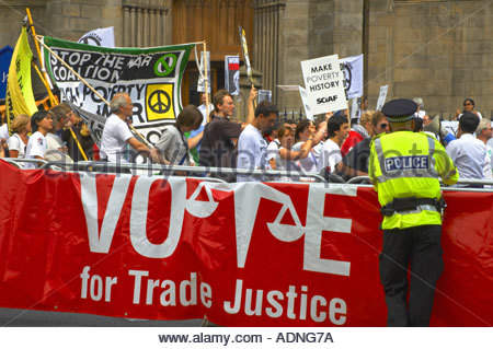 Le G8 de protestation à Edimbourg en Ecosse 2005 Banque D'Images