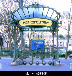 Image de la station de métro de Paris La station de métro Abbesses à Paris France Banque D'Images