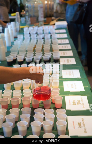 Mead et dégustation de bière à la Conférence sur les études médiévales Banque D'Images