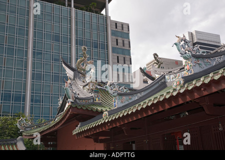 Détail de conception de toit sur Temple Thian Hock Keng Temple taoïste de bonheur céleste Outram Chinatown Singapore Banque D'Images