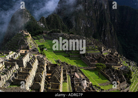 [Machu Picchu], [cité perdue des incas], Pérou, vue sur les ruines antiques, 'Sud nord', [Site du patrimoine mondial de l'UNESCO] Banque D'Images