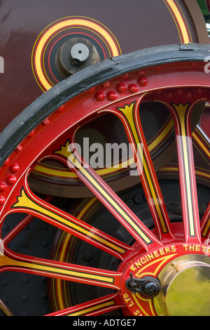 Close up detail tracteur à vapeur et des rayons de roue rouge moteur  Thetson engineers Banque D'Images