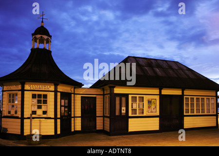 Le bureau de vente des billets de l'époque victorienne sur Ha'penny Pier Old Harwich Banque D'Images