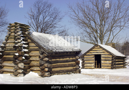 Cabines de soldats Continental reconstruit au camp d'hiver de Valley Forge en Pennsylvanie. Photographie numérique Banque D'Images