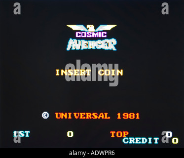 Cosmic Avenger Universal 1981 vintage arcade jeu vidéo d'écran - EDITORIAL UTILISEZ UNIQUEMENT Banque D'Images