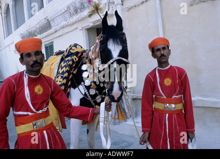 Des gardes au Meherangarh Palace, Jodhpur, Rajasthan, India Banque D'Images