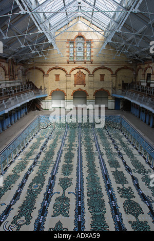 Première classe mâles piscine gala Bains Victoria Scott Gruhl Hathersage Road Manchester UK Banque D'Images