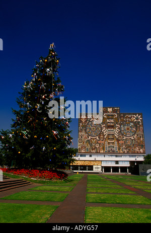 Arbre de Noël, des murales, Bibliothèque Centrale, Université nationale autonome de Mexico, UNAM, Mexico, District Fédéral, Mexique Banque D'Images