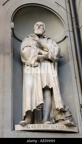 Statue sculpture Galileo, Galerie des Offices, Florence extérieur Banque D'Images