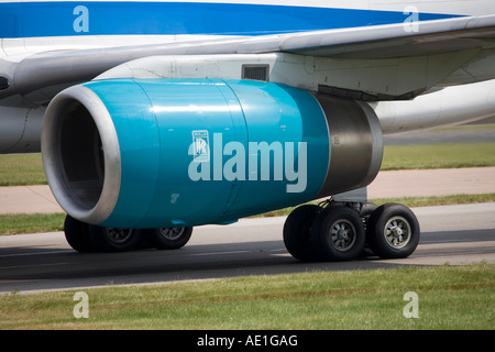 Avion de l'aviation civile passagers commerciaux fermer le moteur Banque D'Images