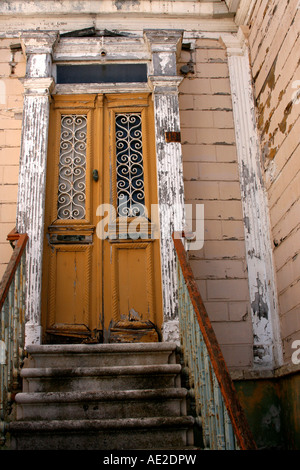 Porte de maison en bois Ville Lefkas Grèce Banque D'Images