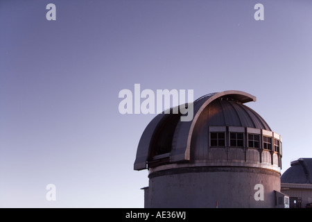 Mauna Kea les observatoires spatiaux United Kingdom Infrared Telescope sur la grande île d'Hawaï Banque D'Images